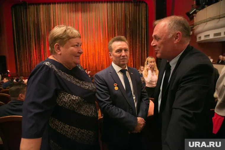 Богданову в своих социальных сетях поздравил губернатор Тюменской области