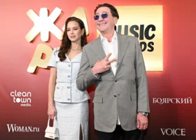 Психолог объяснила, почему Лепс и 19-летняя Киба до сих пор не сыграли свадьбу