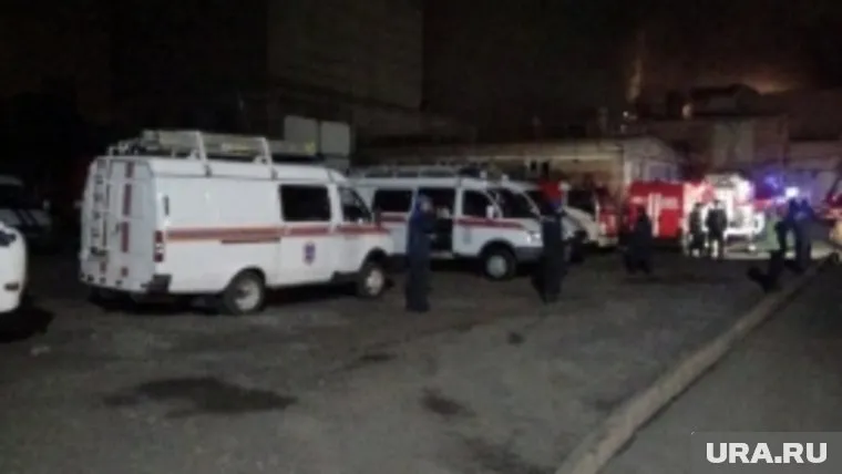 Примерно к шести утра пожар удалось локализовать