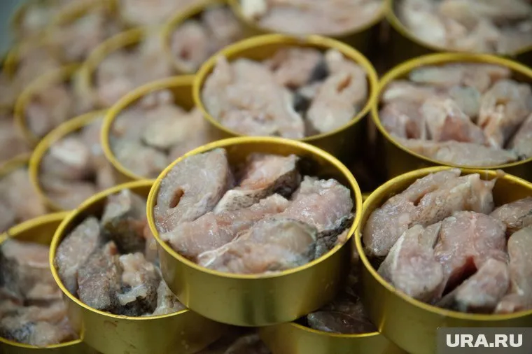 Соискателей предупреждают, что на производстве пахнет рыбой и креветками