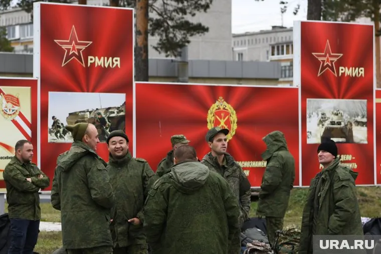 Мобилизованные мегионцы в Омске получили посылки от земляков