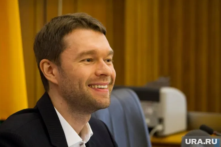 Алексей Вихарев обещает жестко контролировать работу мэра