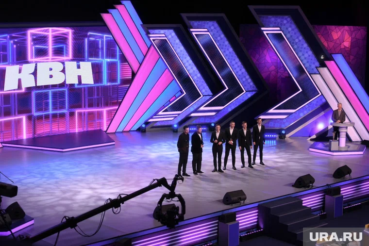 За выход в финал Северной лиги боролись 21 команда КВН