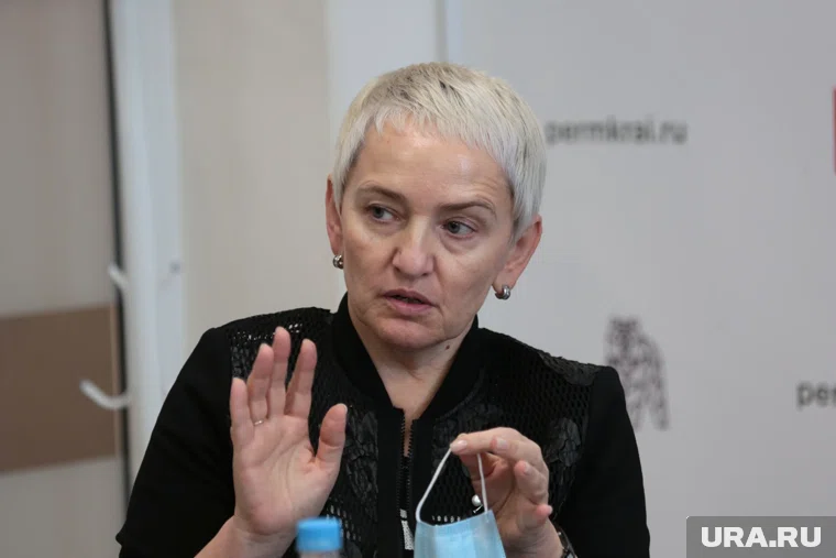 Анастасия Крутень посетила пострадавших