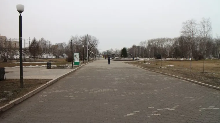Городской траффик во время нерабочих дней точки съемки вторник Пермь