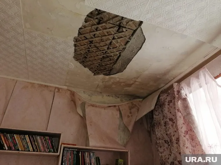 Жильцы пожаловались на аварийное состояние дома