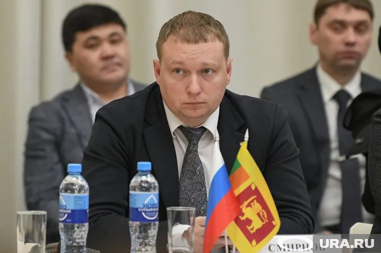 Сам же Владимир Смирнов говорит, что не был за рулем