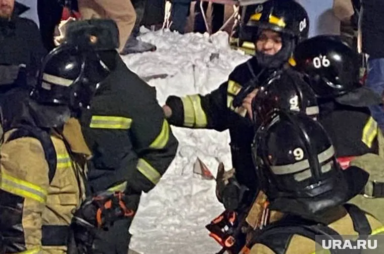 С огнем боролось 96 пожарных