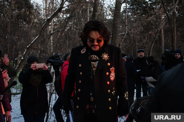 Филипп Киркоров хочет похоронить всех родных в одном месте