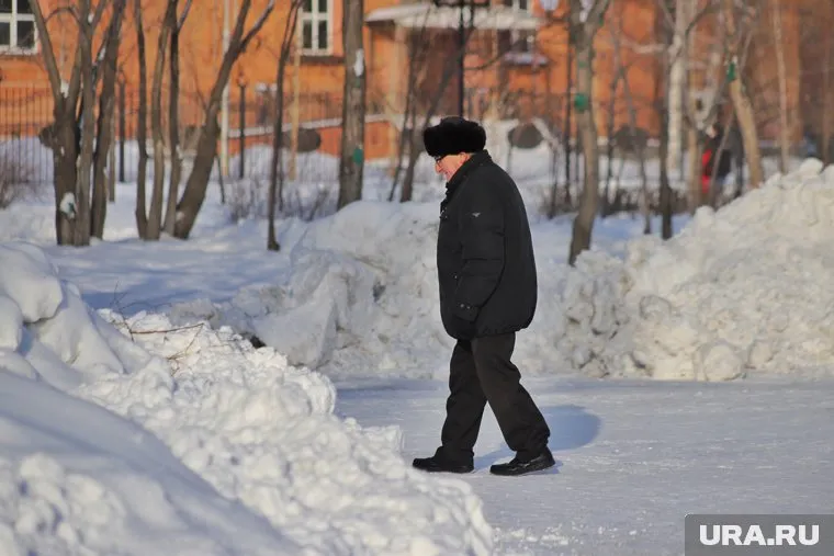 Пенсионер переживает, что с приходом весны ситуация ухудшится