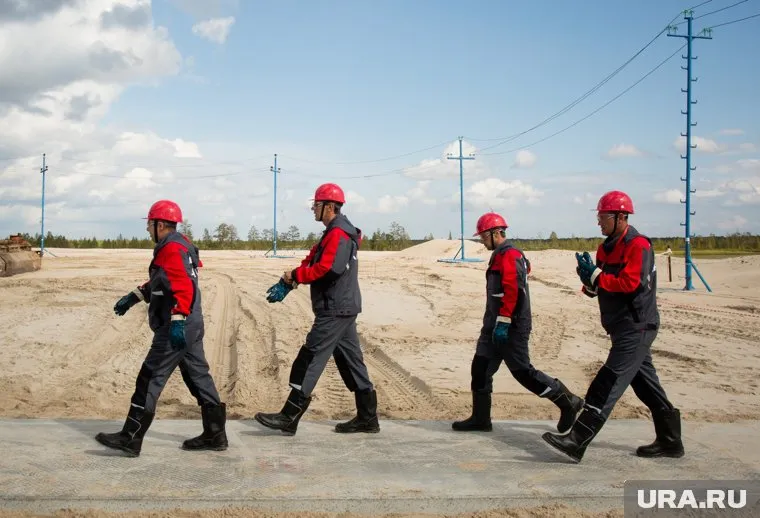Нефтяная буровая. Ноябрьск