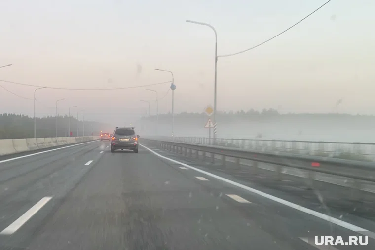 Дорогу перекрыли из-за гололеда