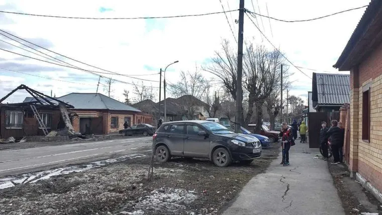 Дом в Тюмени на Амурской 118. Тюмень