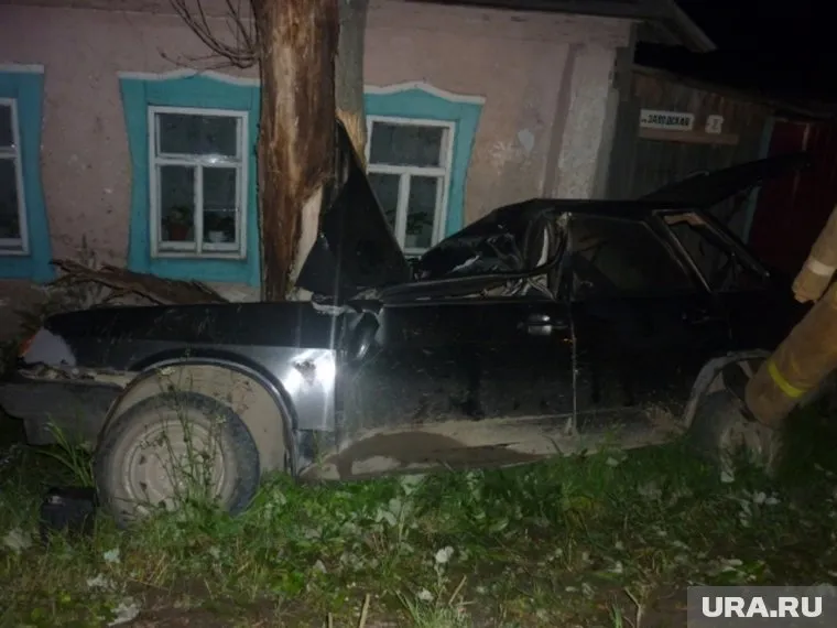 Подросток украл у матери деньги, ключи от машины и поехал кататься
