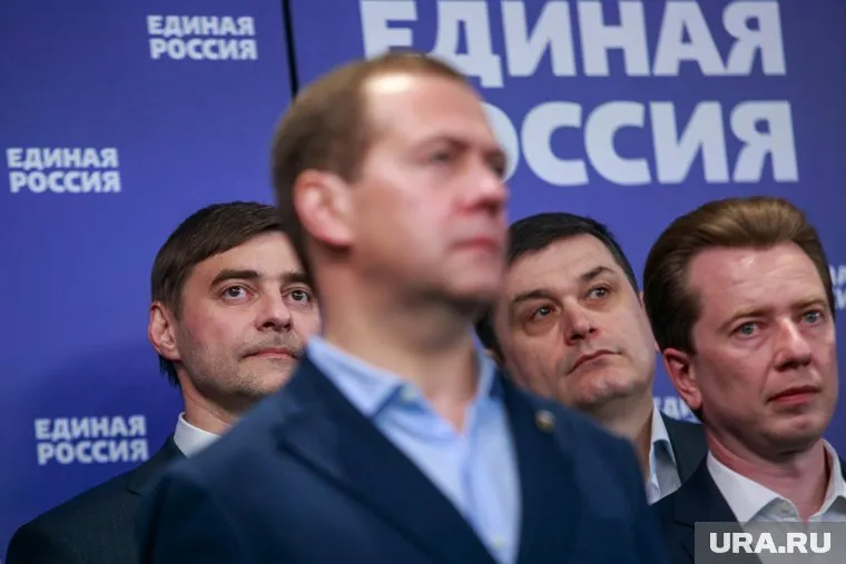 В тройке лидеров по доходам — «Единая Россия», КПРФ, «Справедливая Россия» и ЛДПР