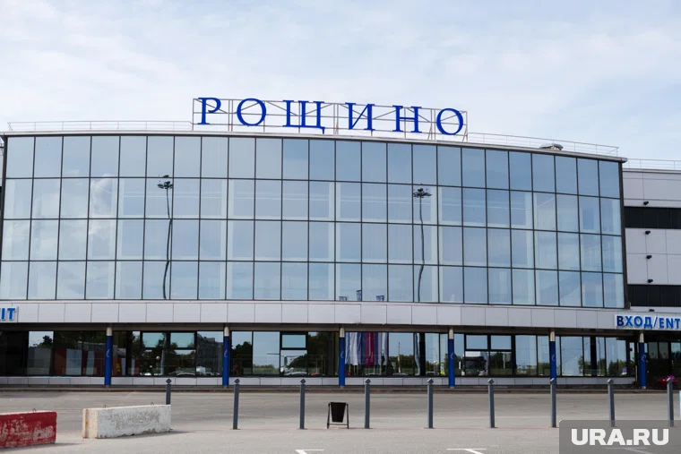 Авиакомпания совершает чартерные рейсы на остров Фукуок