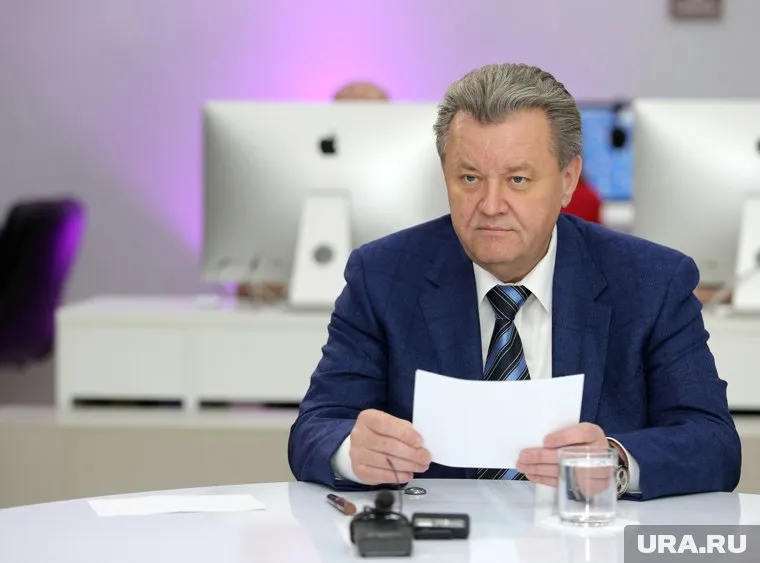 У главы Нижневартовска Василия Тихонова могли возникнуть проблемы из-за налоговой декларации
