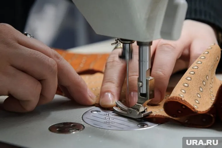 «YAMAL.POWER» производит худи, свитшоты и спортивные костюмы