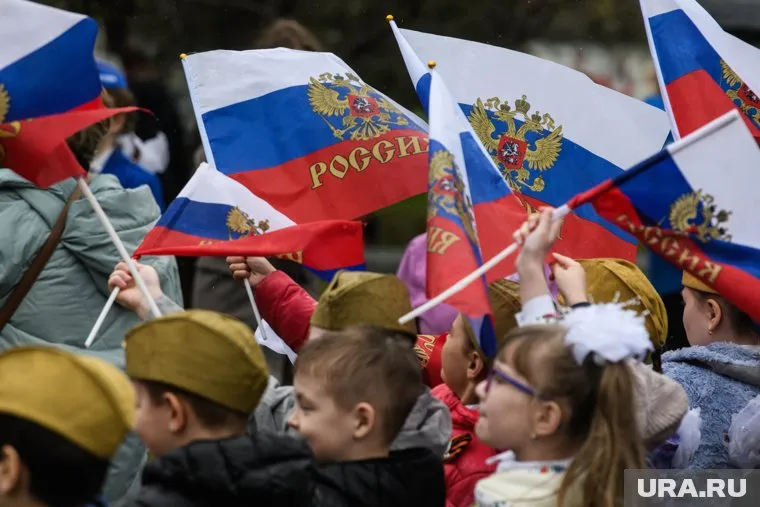 12 июня отмечается государственный праздник — День России