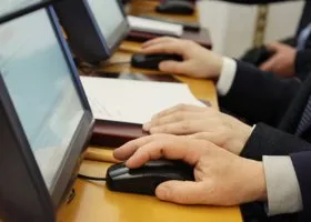 Курганская дума рассматривает запуск электронного голосования через Госуслуги на предстоящих выборах