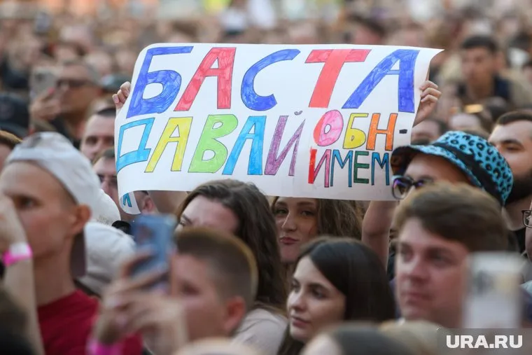 Из-за парализованного движения пришлось прибегнуть к помощи регулировщиков