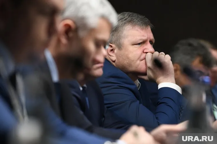От Орлова досталось двум замам — Алексею Бубнову (на фото) и Андрею Корюкову, — а также главам районов