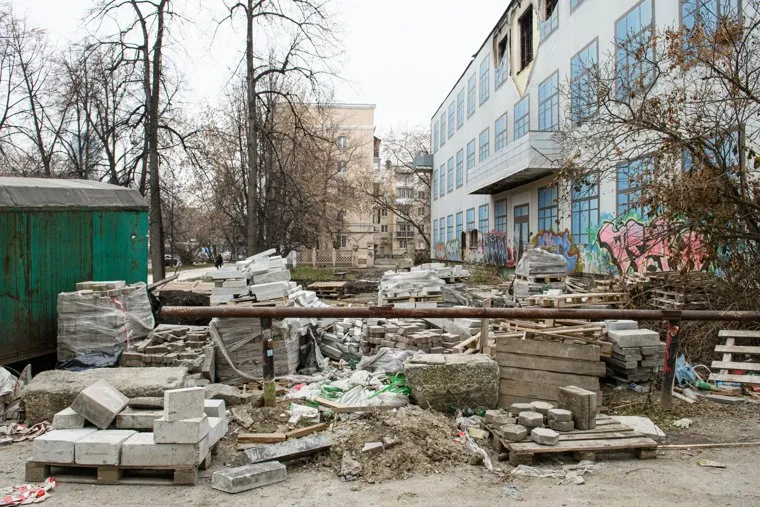 Ремонт пешеходной части на улице Малышева и проспекте Ленина. Екатеринбург