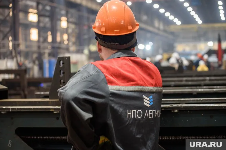 Травмы были получены в результате падения с высоты, воздействия движущихся или иных деталей, а также — транспортных происшествий