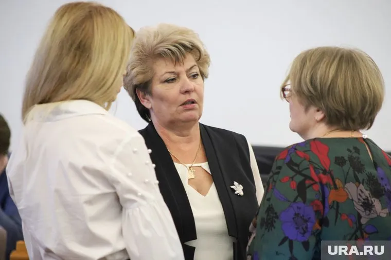 Татьяна Менщикова работает на посту замгубернатора последние дни