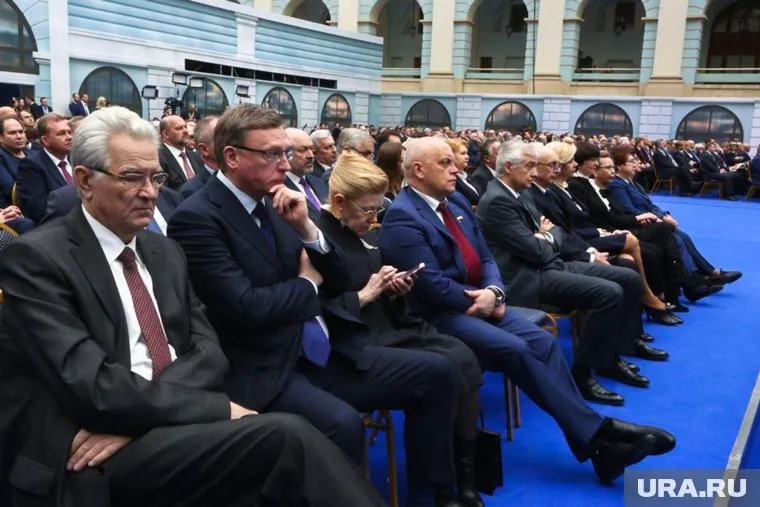 Президент поддержал чиновников в решении непростых задач