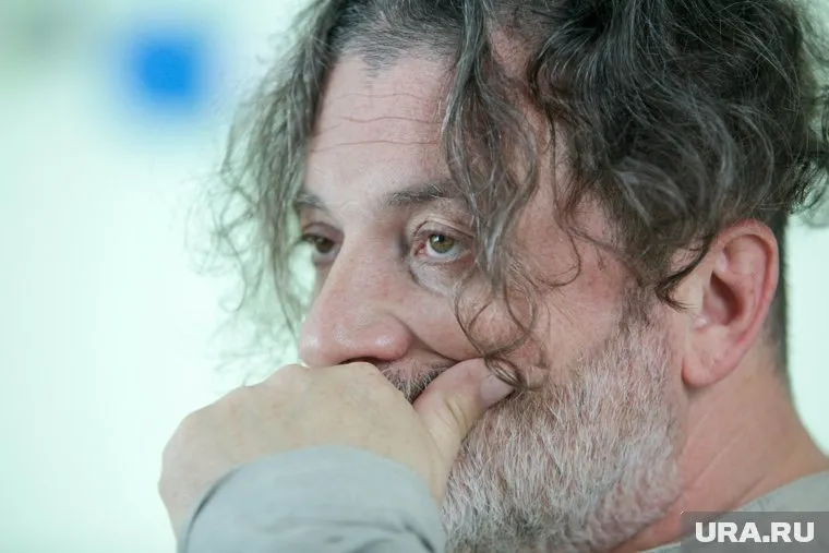 Тюменец разозлил лидера группы «Агата Кристи» Вадима Самойлова