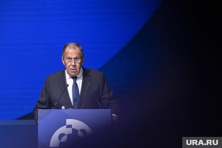 Лавров заявил, что отношения России и США не изменились материально