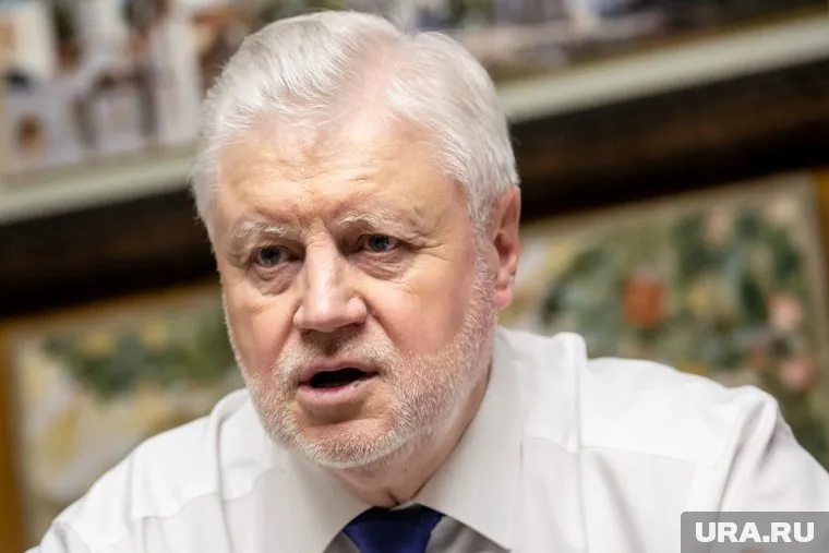 Сергей Миронов отметил, что разделение пенсионеров на категории не прописано в Конституции страны