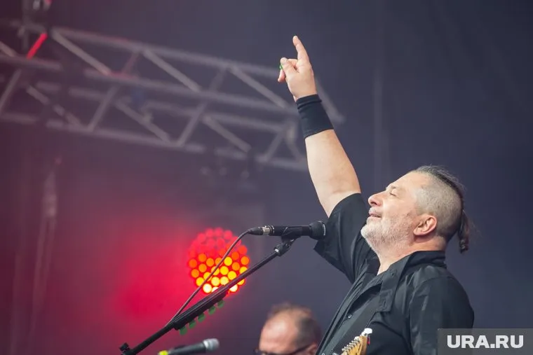 Вадим Самойлов выступил на центральной площади в Ханты-Мансийске