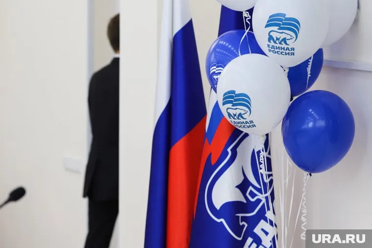 Перед областными властями стояла задача взять все 25 округов