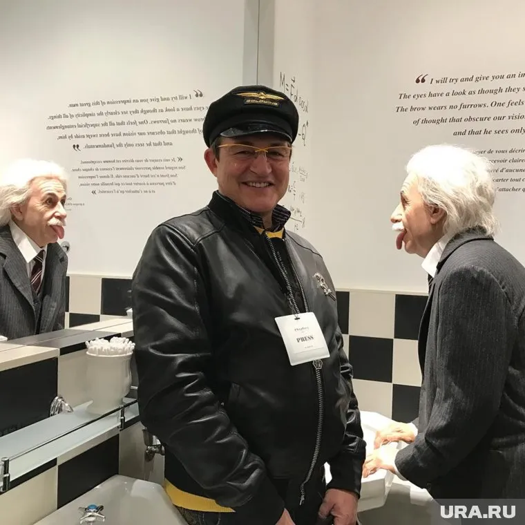 Дмитрий Дибров ведет документальное шоу на канале «Звезда»