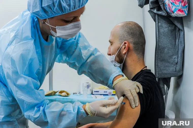 «Омикрон» станет последней мутацией COVID