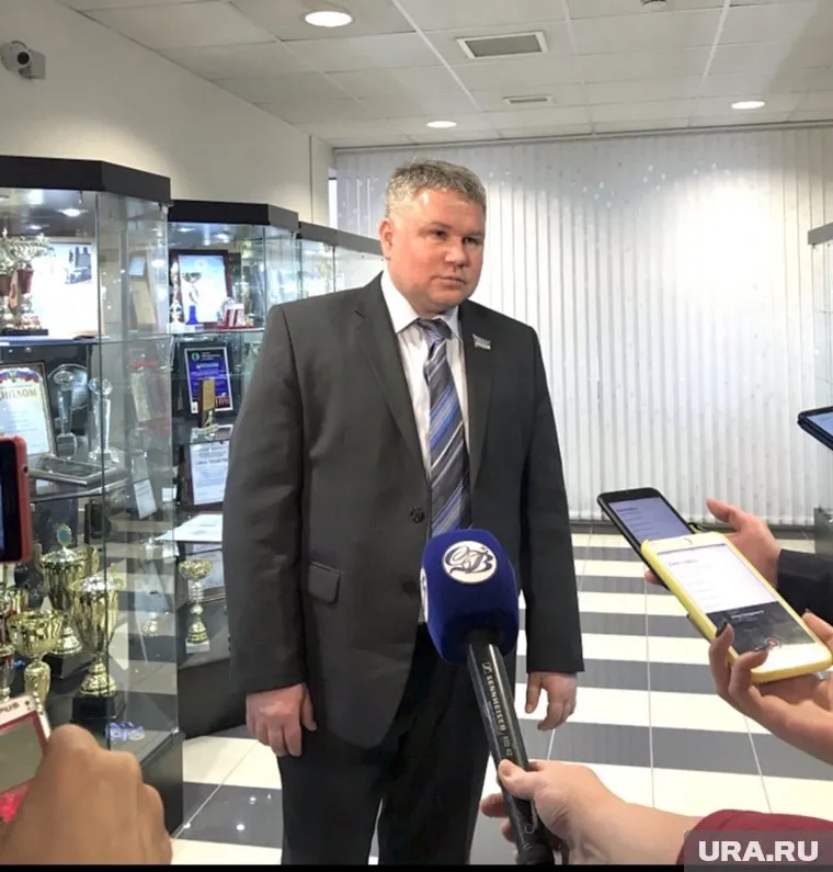 Первым на праймериз ЕР заявился депутат заксобрания Алексей Денисов