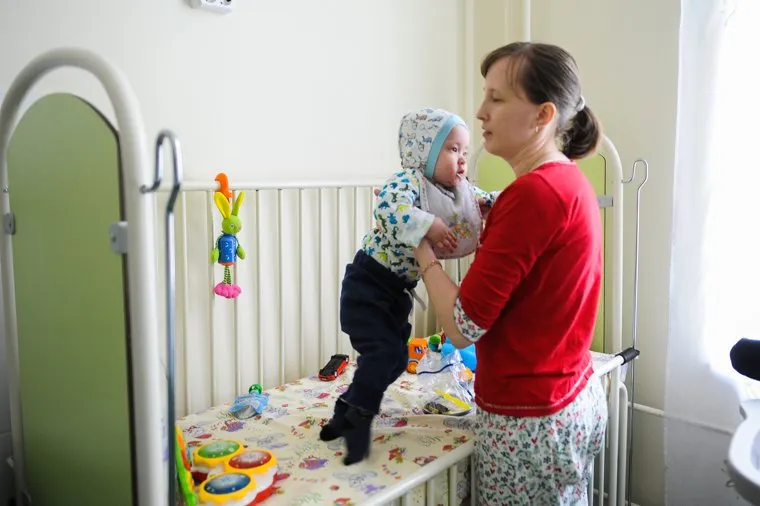 Фокин Ваня в реабилитационном отделении ЧОДКБ. Челябинск