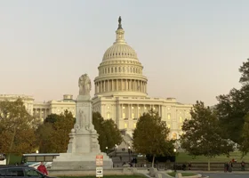 Вашингтон резко отменил встречу с главой Офиса Зеленского из-за скандала в Киеве