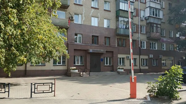 Нападение на исполком "Единой России" в Челябинске (необр)