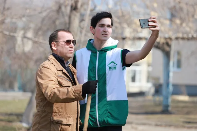 Субботник с врио губернатора Шумковым Вадимом. Курган