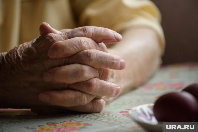 Николай Медведев сообщил в опеку о том, что его внучка ведет аморальный образ жизни (архивное фото)