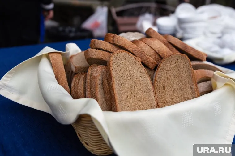 Прокуратура также проверит поставщика хлеба