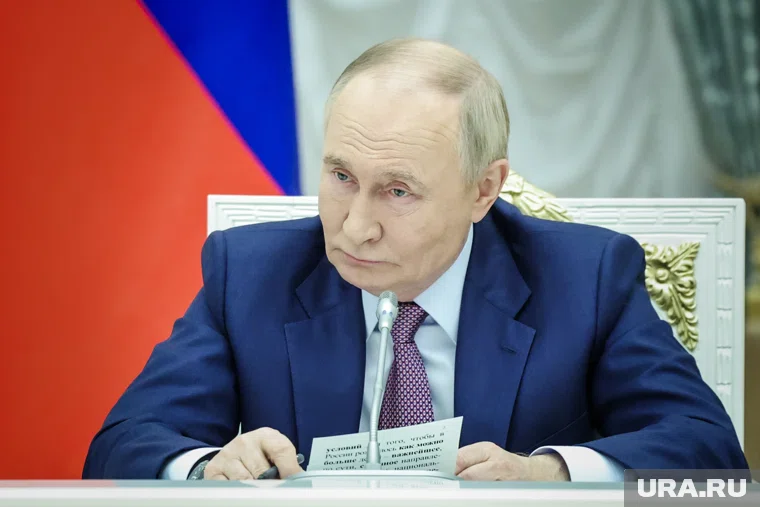 Путин в разговоре с премьер-министром Израиля поднял тему ядерного оружия