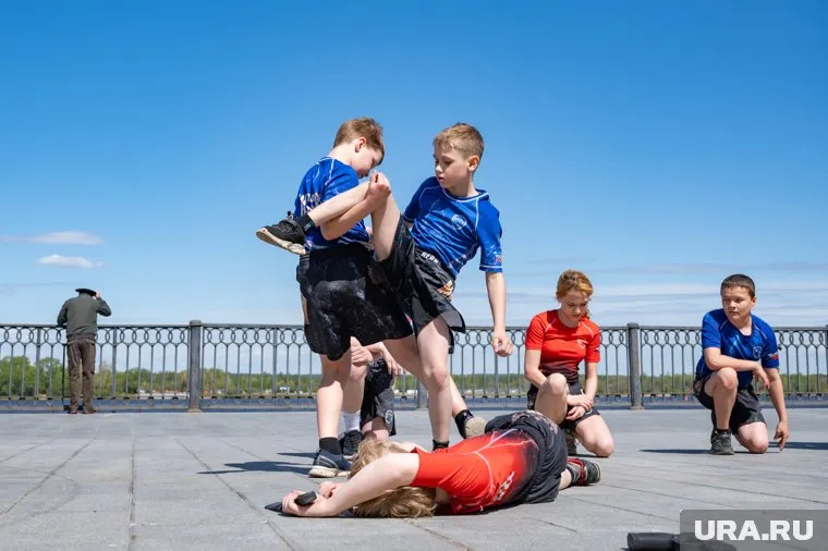 В массовом бою участвовали 20 человек 