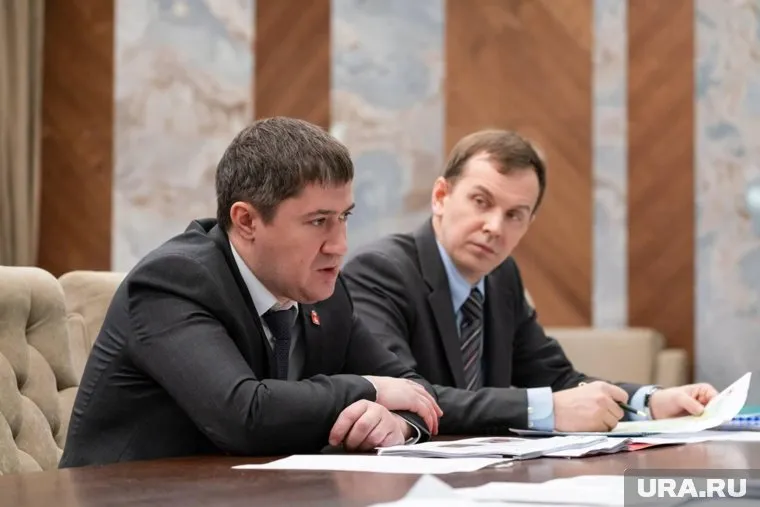 Дмитрий Махонин провел встречу с минстром строительства и ЖКХ РФ Иреком Файзуллиным
