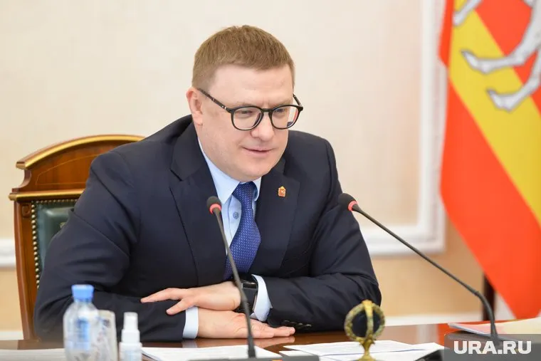 Губернатор Текслер назвал ребятам своих наставников