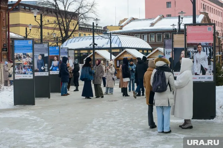По пешеходной улице 21-летний мужчина объезжал пробку