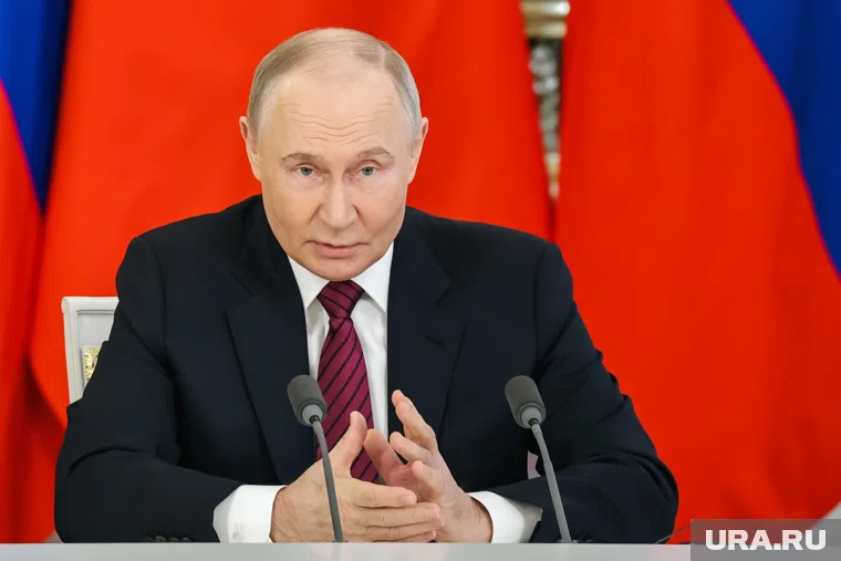 Путин завершил свое выступление на сессии на «Валдае»